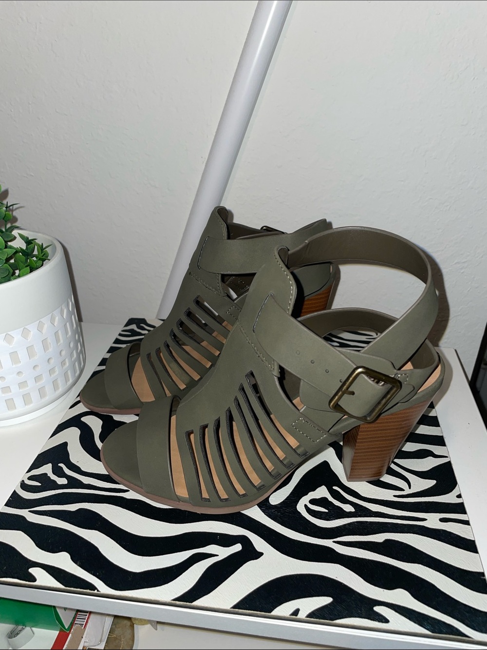 Olive Green Strappy Women's Sandals